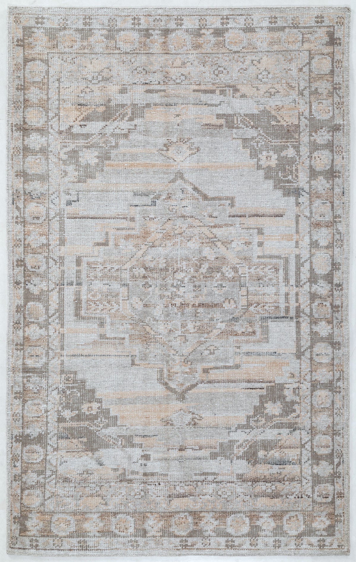 Soft Gray Geometric Medallion Hand Knotted Wool Area Rug 5x8
