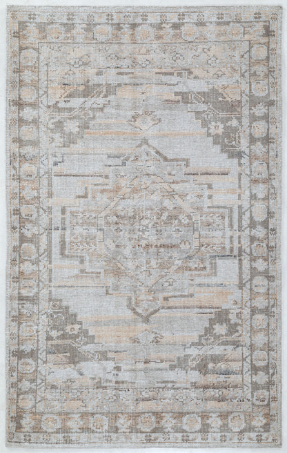 Soft Gray Geometric Medallion Hand Knotted Wool Area Rug 5x8