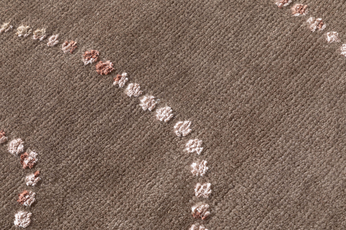 Dotted Flowing Lines Hand Knotted Wool Area Rug 5x8 copper rug