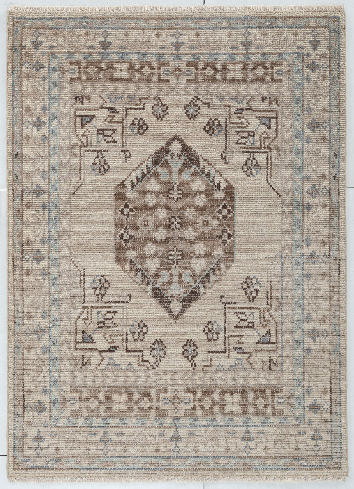 Hira Medallion Hand Knotted Wool Rug 57 beige bhadohi rugs