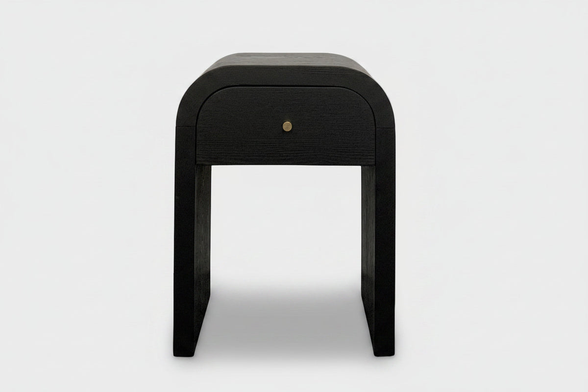 Curved black wooden side table with 1 drawer Nightstand Side End Table with Rounded Edge Tabletop for Bedroom Living Room