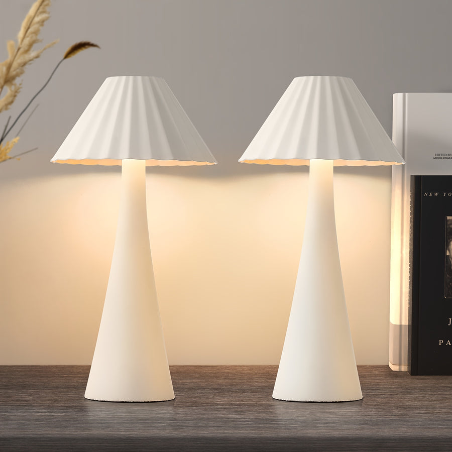 26.5'' White table lamp